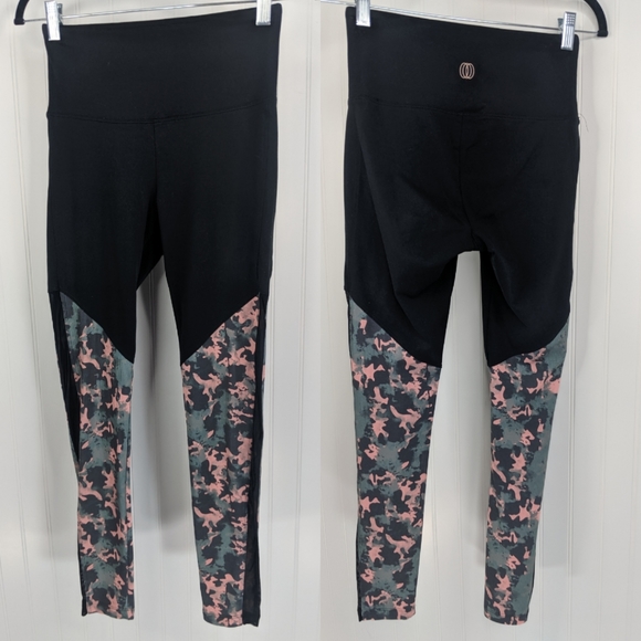 BALANCE COLLECTION Camouflage Mesh Panel Legging S - Picture 2 of 11